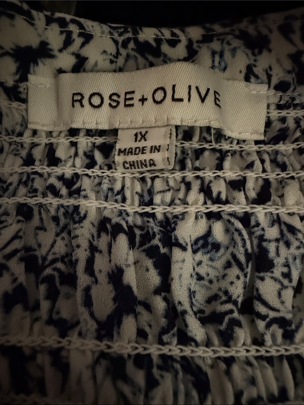 Rose & Olive Navy and White Floral Tunic Top - Picture 2 of 3